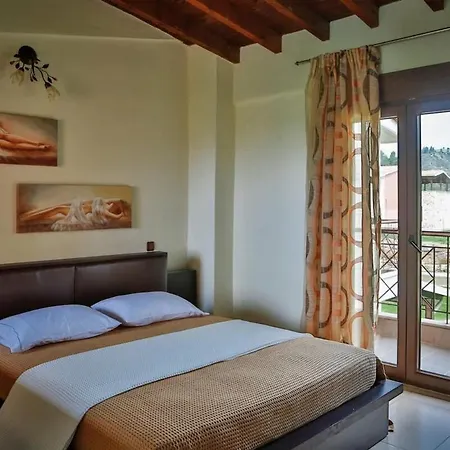 Villa Stigmes & Nea Skioni