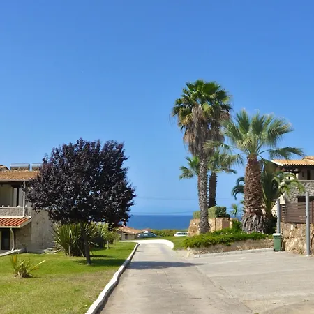 Villa Stigmes & Nea Skioni